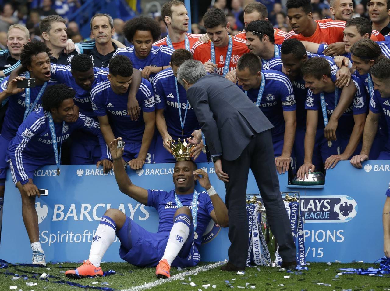 开云下载-德罗巴在德国队比赛中败北，锐不可当引发热议！(德国队施罗德在nba哪个队)