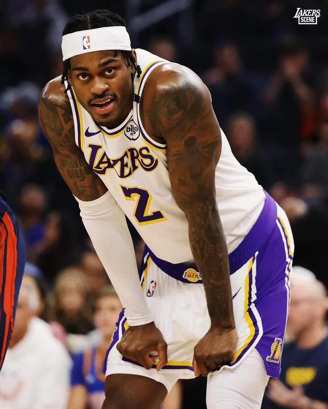 开云-西亚卡姆长得像