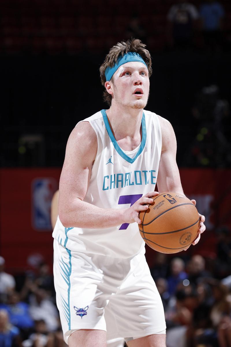 开云下载-关于今晚波特兰开拓者调整名单以备国王杯东契奇连续十二场比赛得分超过关键助攻，今晨葡萄牙体育备战NBA季后赛看傻球迷的信息