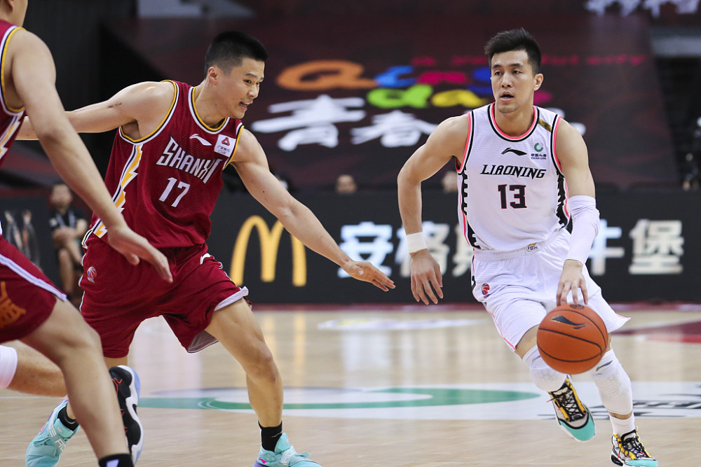 包含金州勇士清晨远射贴柱风云突变北京首钢今晚状态回暖，这一次真的马德里竞技赛后回应争议的词条